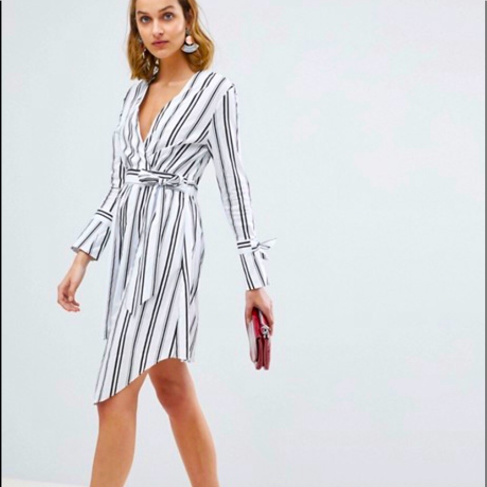 River Island Asymmetrical Hem Dress V neck UK8 US4